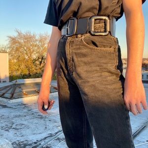 Nicole Miller Wide Acrylic Linked Waist Belt